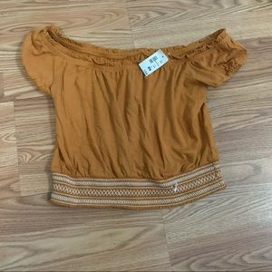 Aero crop top